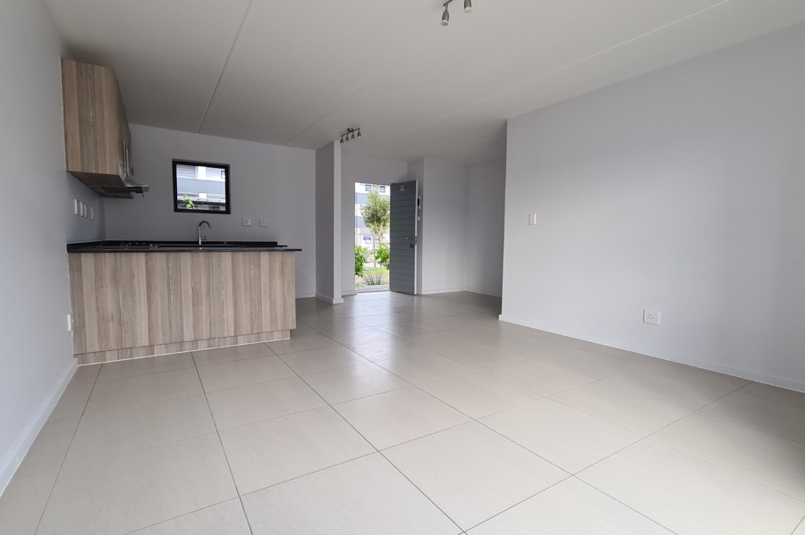 1 Bedroom Property for Sale in Parklands Western Cape